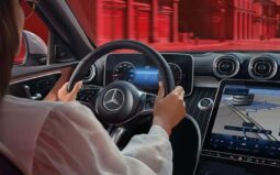 
										Mercedes-Benz C-Class 2025 C 180 full									